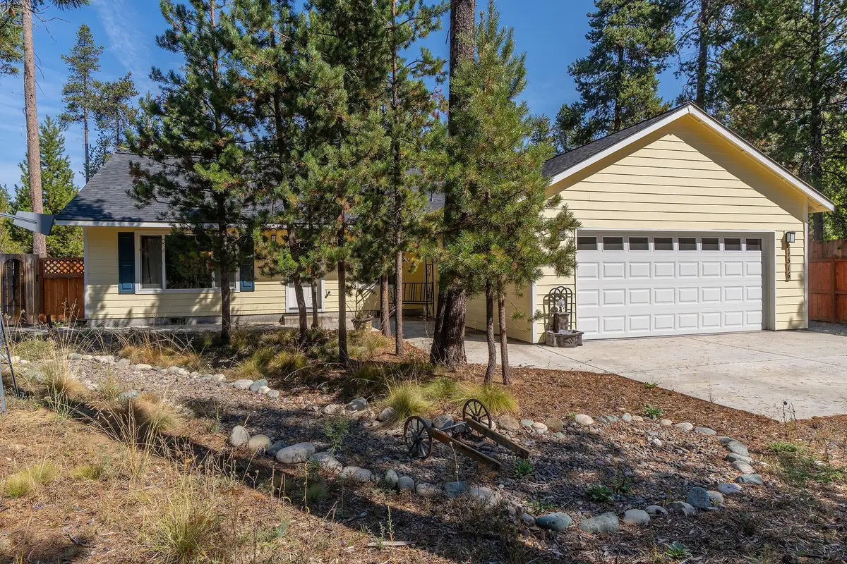 17316 Golden Eye, Bend, OR 97707 - Image #1