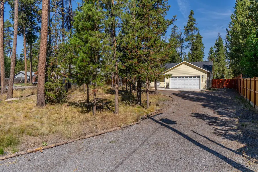 17316 Golden Eye, Bend, OR 97707 - Image #2
