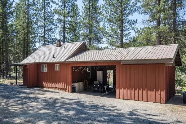 52027 Old Wickiup, La Pine, OR 97739