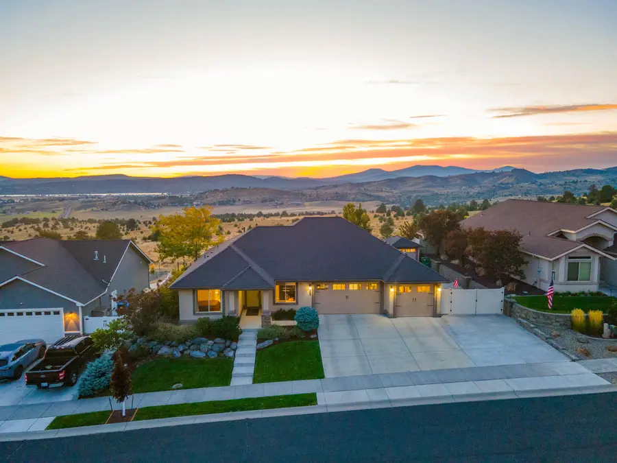 240 Skyridge, Klamath Falls, OR 97603 - Image #3