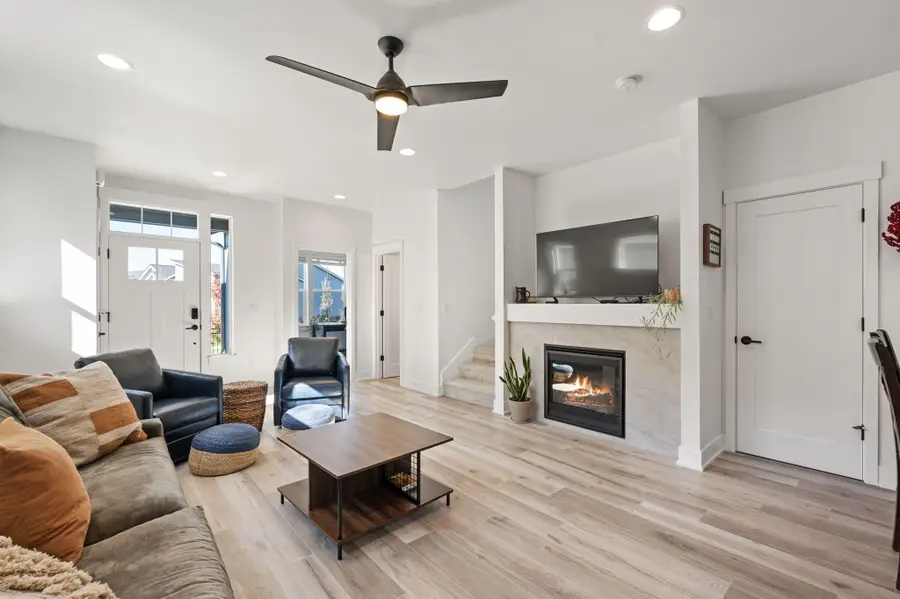 3760 Cole, Bend, OR 97701 - Image #3