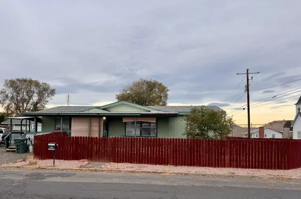 208 SE 9th, Madras, OR 97741