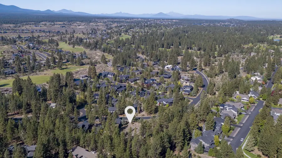 61482 Meeks, Bend, OR 97702 - Image #2