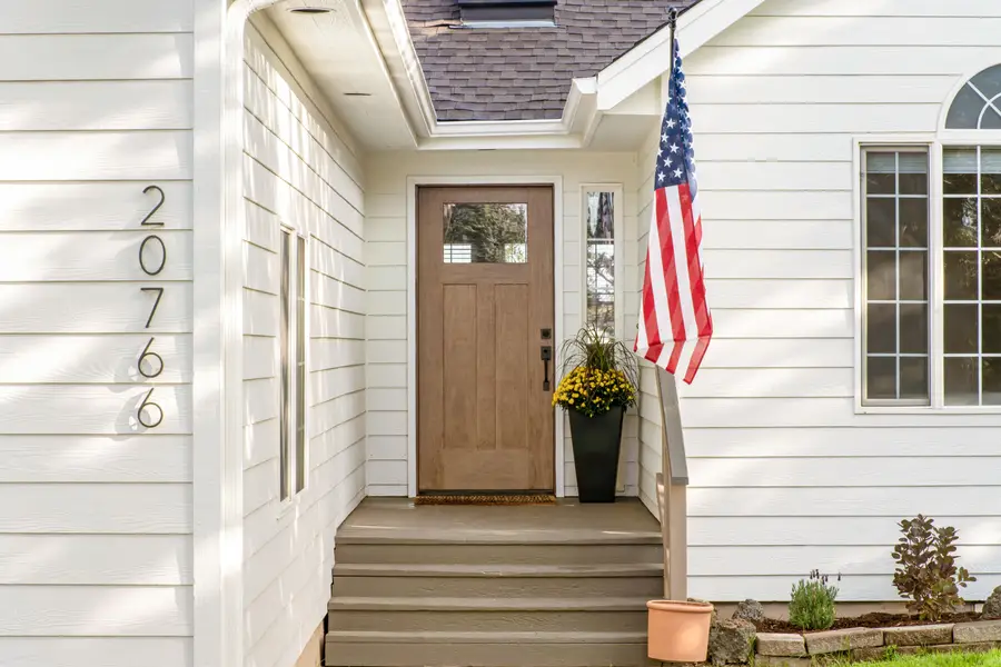 20766 S Loop, Bend, OR 97703 - Image #2