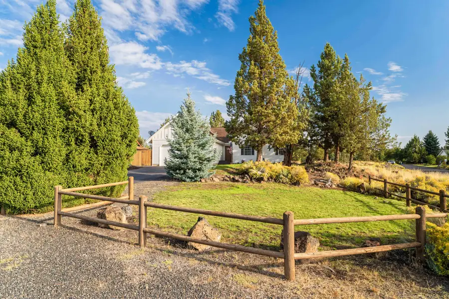 20766 S Loop, Bend, OR 97703 - Image #3