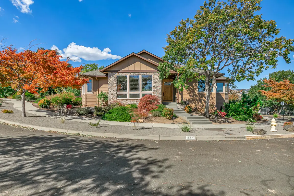 551 Sutton, Ashland, OR 97520 - Image #1