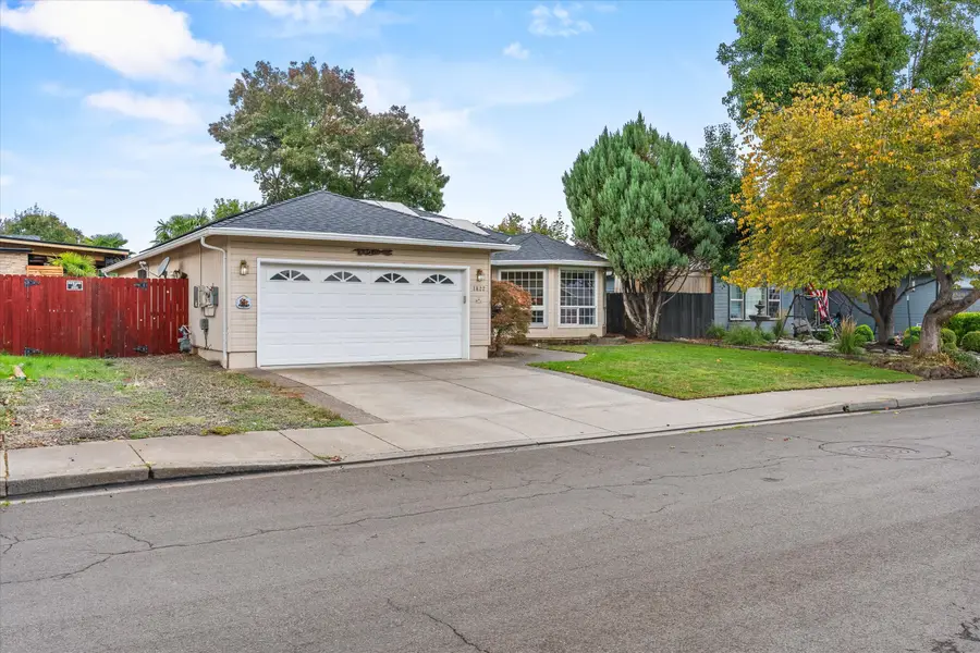 1822 Sarah, Medford, OR 97501 - Image #3