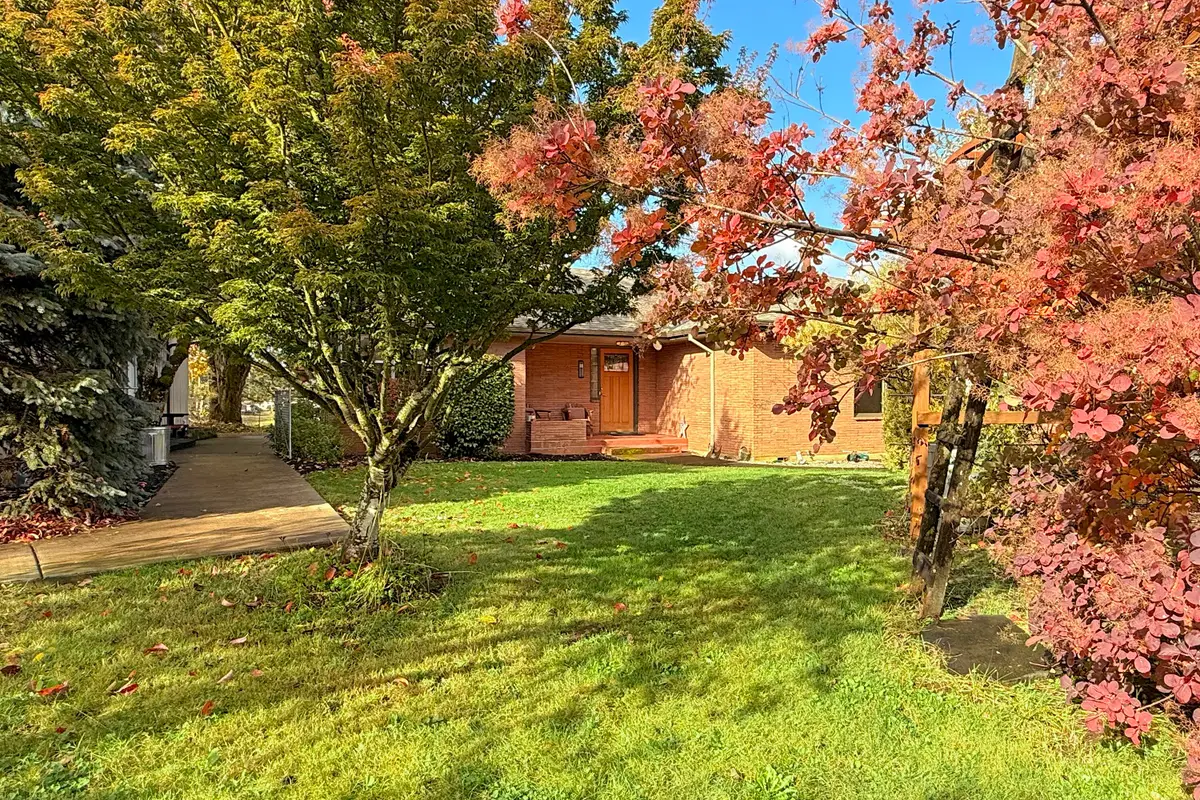 571 NW Wade Nw, Estacada, OR 97023 - Image #1