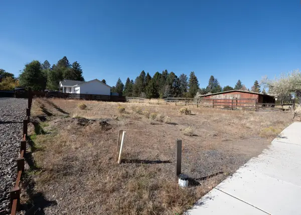 2109 NE 11th, Bend, OR 97701