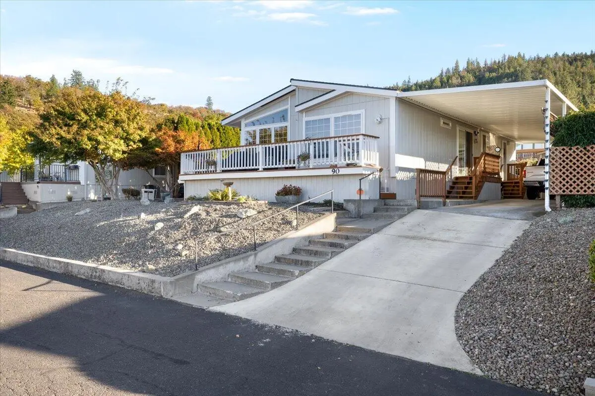 3955 S Stage, Medford, OR 97501 - Image #1