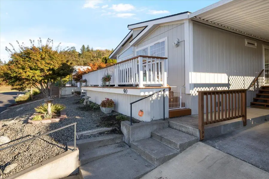 3955 S Stage, Medford, OR 97501 - Image #2