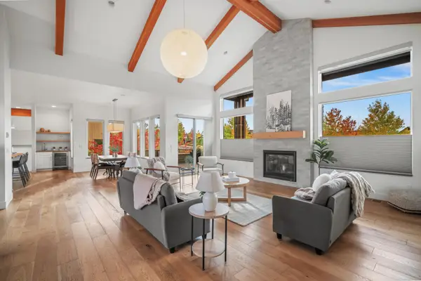 61379 Lost Hollow, Bend, OR 97702