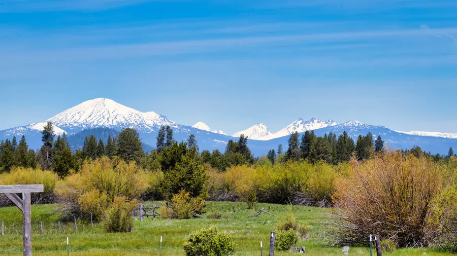 16768 Sandy, La Pine, OR 97739 - Image #2