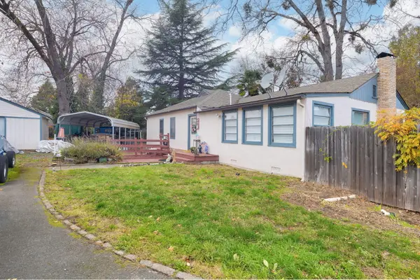 1213 E Park, Grants Pass, OR 97527