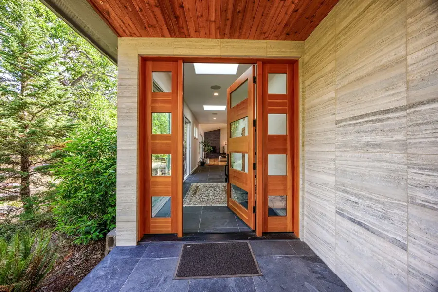 1988 Old Siskiyou, Ashland, OR 97520 - Image #2