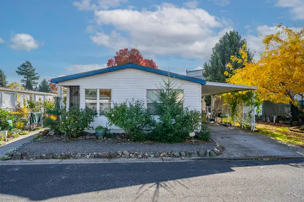 3431 S Pacific, Medford, OR 97501