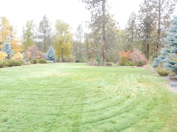 330 Penny, Shady Cove, OR 97539