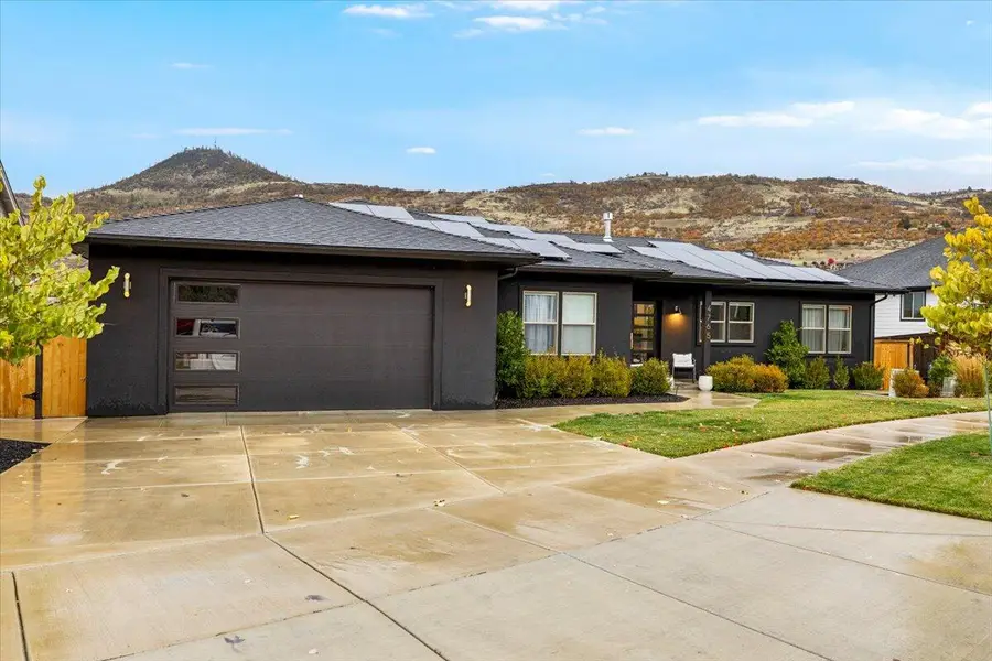 4765 Hathaway, Medford, OR 97504 - Image #2