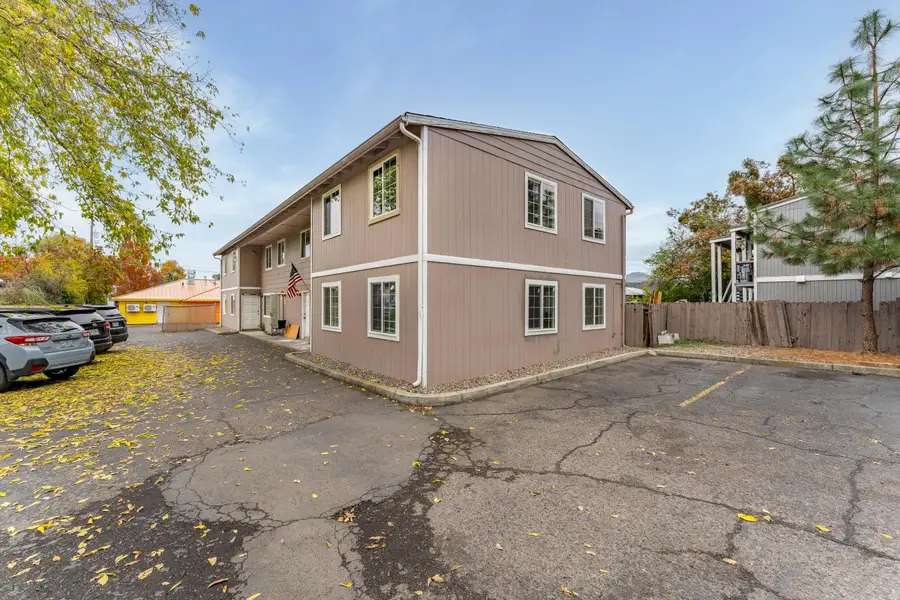 1215 W Main, Medford, OR 97501 - Image #2