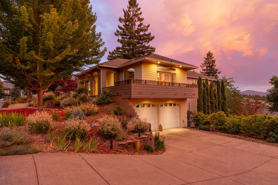 4604 Cloudcrest, Medford, OR 97504 - Image #2