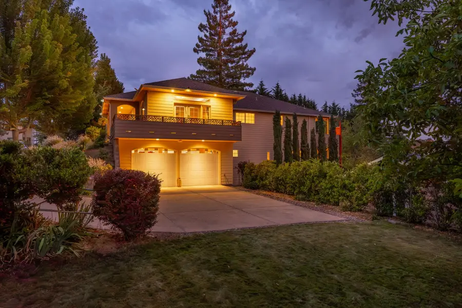 4604 Cloudcrest, Medford, OR 97504 - Image #3