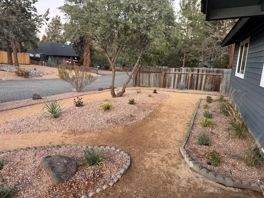 19909 Juniper, Bend, OR 97703 - Image #2