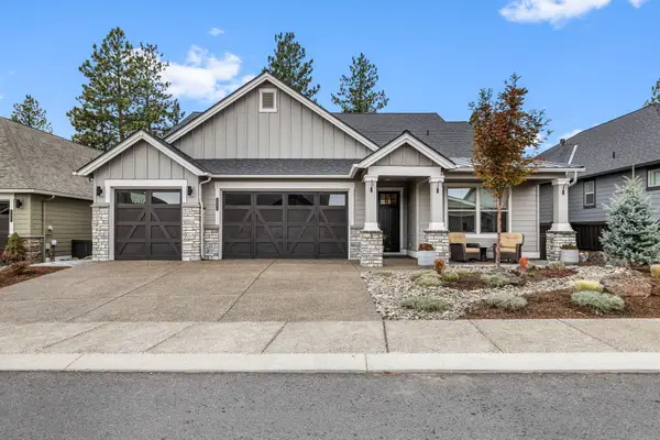 3043 NW Hidden Ridge, Bend, OR 97703