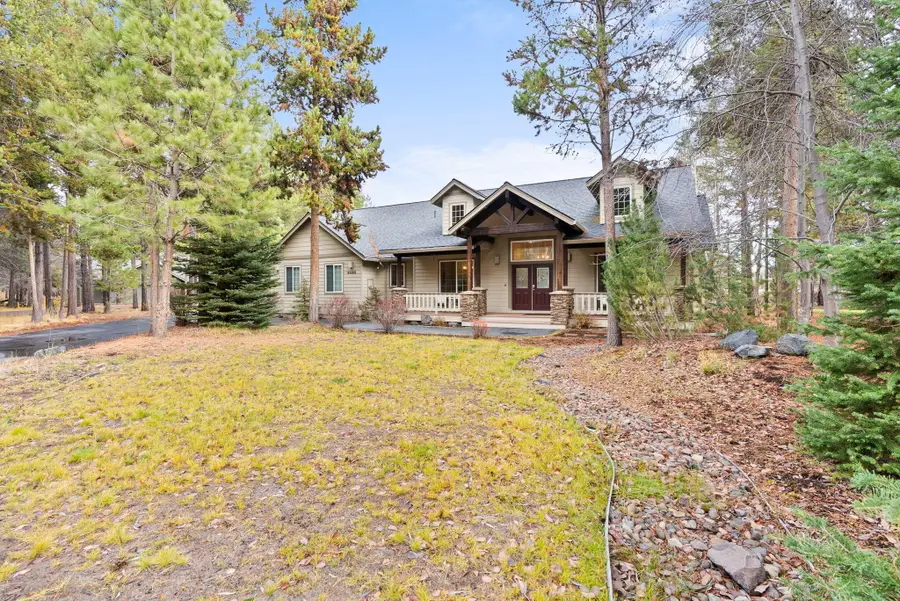 55815 Lost Rider, Bend, OR 97707 - Image #3