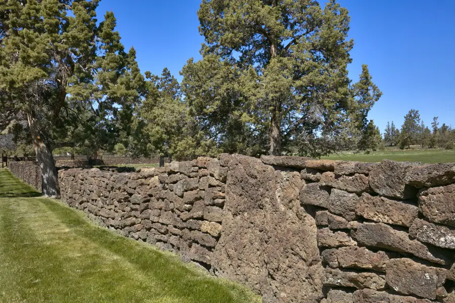 10300 NE Canyons Ranch, Terrebonne, OR 97760 - Image #3
