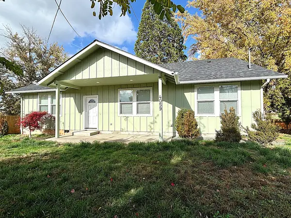 4059 Fern Valley, Phoenix, OR 97535