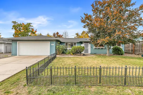 832 La Loma, Medford, OR 97504