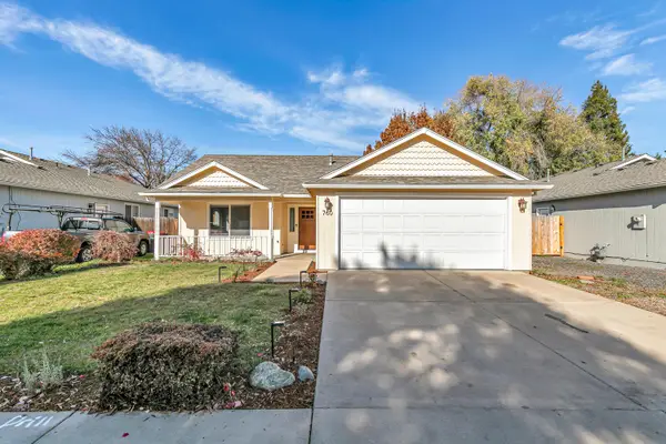 760 Halvorsen, Medford, OR 97501