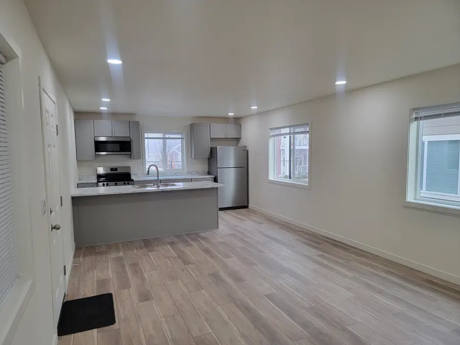 4069 S Pacific, Medford, OR 97501 - Image #2