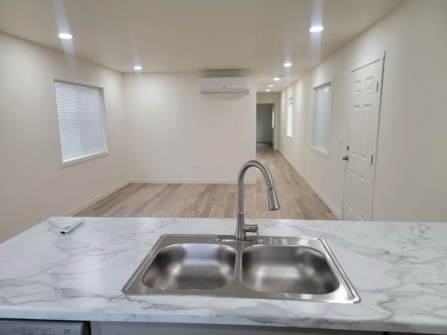 4069 S Pacific, Medford, OR 97501 - Image #3