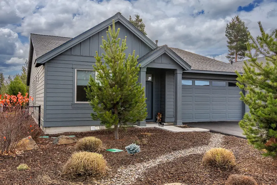 51952 Settler, La Pine, OR 97739 - Image #3