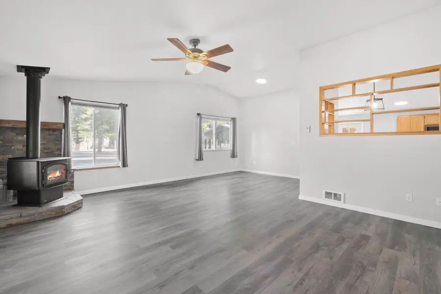 15711 Deedon, La Pine, OR 97739 - Image #3