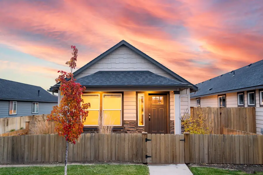 3264 NW 10th, Redmond, OR 97756 - Image #2