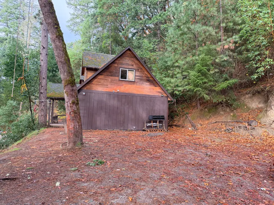 198 Coyote Creek, Wolf Creek, OR 97497 - Image #3