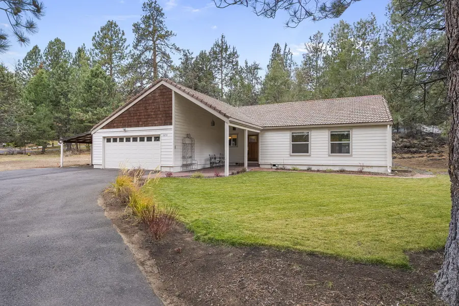 60781 Country Club, Bend, OR 97702 - Image #3