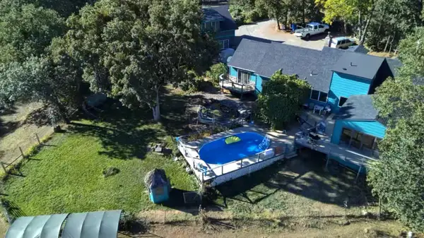 4970 Old Stage, Central Point, OR 97502