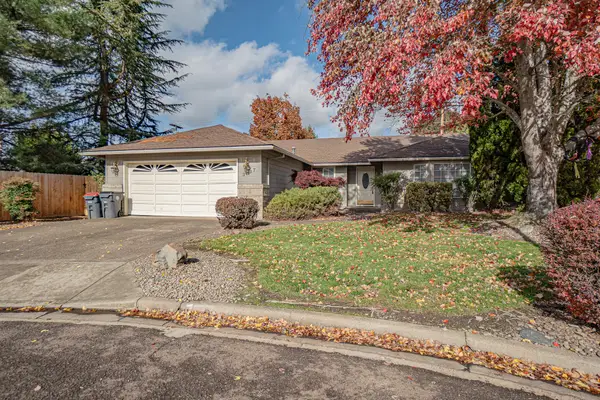 3037 Jenero, Medford, OR 97504