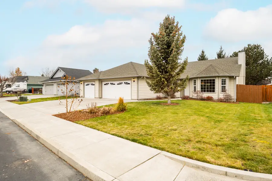 1707 NW 20th, Redmond, OR 97756 - Image #3