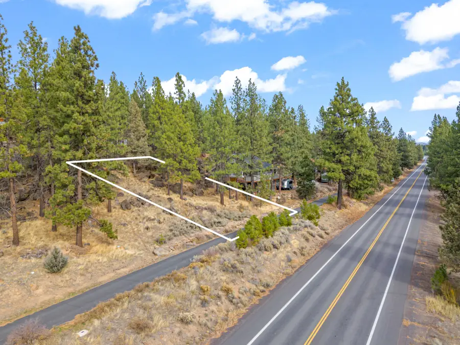 19520 SW Century, Bend, OR 97702 - Image #3