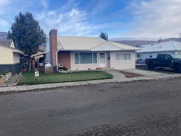 213 NW 4th, John Day, OR 97845