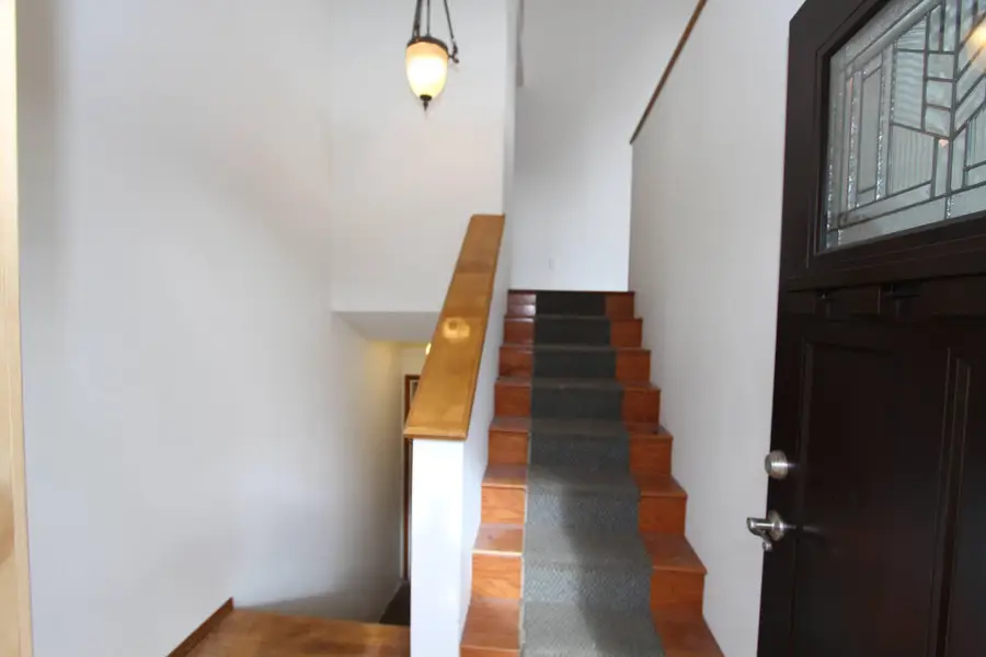 935 4th, Gold Hill, OR 97525 - Image #3