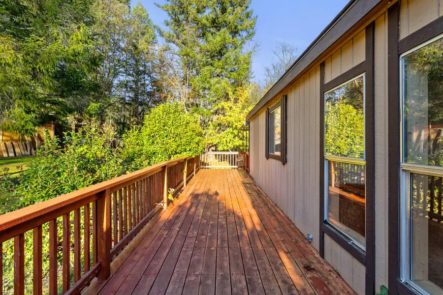 1867 Draper Valley, Selma, OR 97538 - Image #3