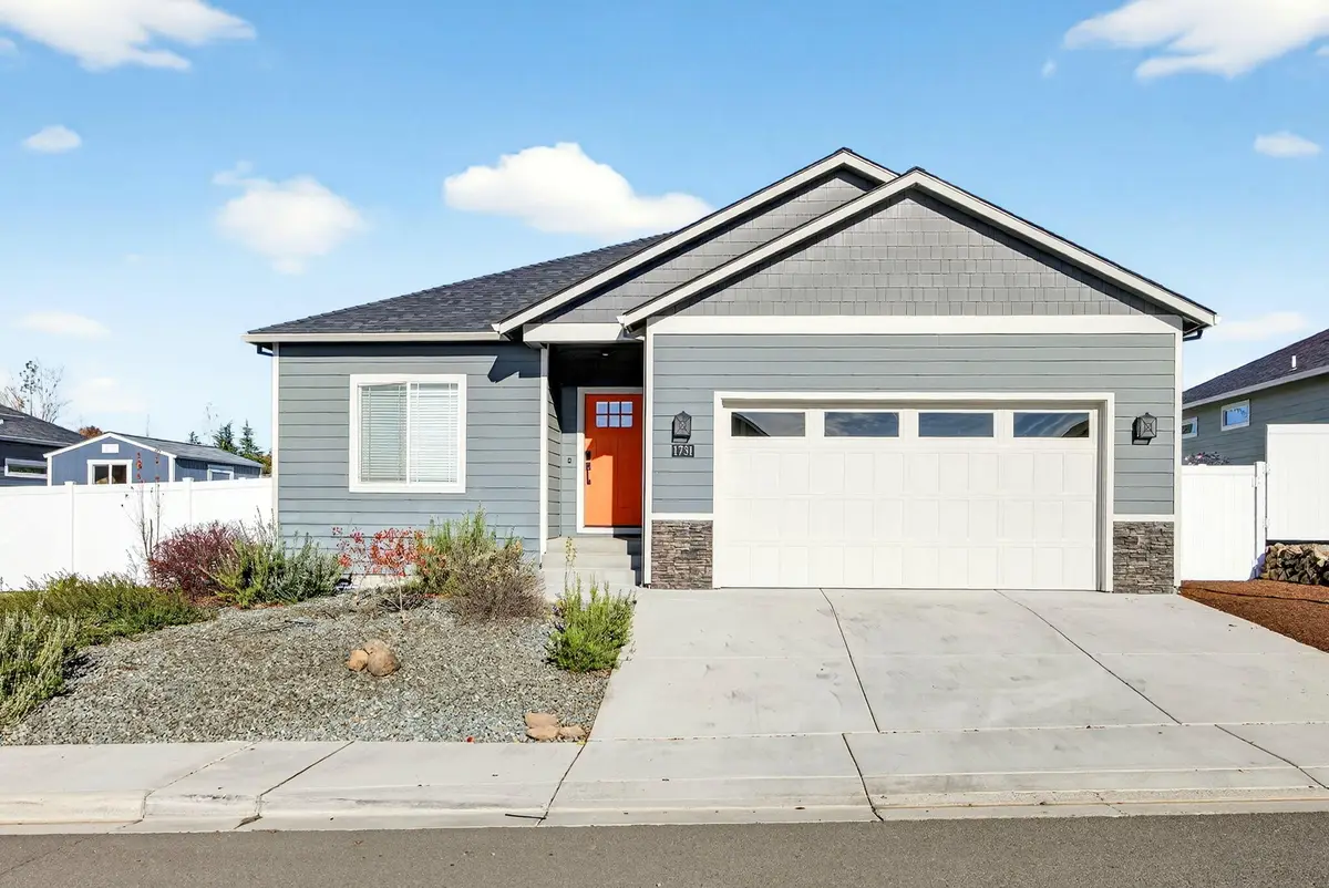 1731 Luxor, Medford, OR 97504 - Image #1