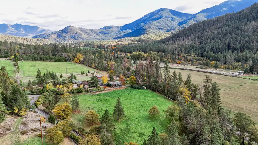 13230 Highway 238, Jacksonville, OR 97530 - Image #2