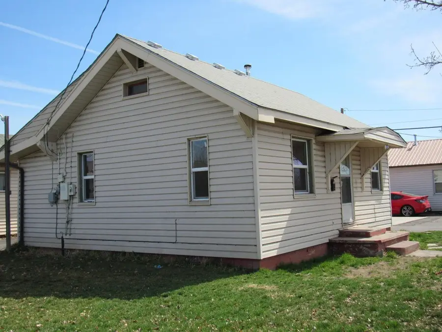 1401 E Main, Klamath Falls, OR 97601 - Image #3