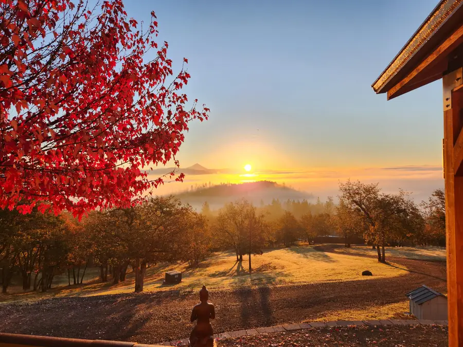 198 Flamingo, Eagle Point, OR 97524 - Image #2